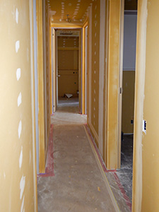 1階廊下塗装下地施工状況