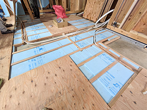 大引き・床断熱入れ