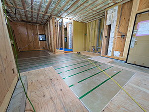 床暖房パネル敷き込み