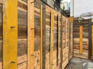 矢板金物設置工事