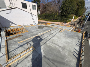 立上コンクリート打設