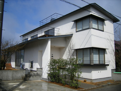 鳩山の家